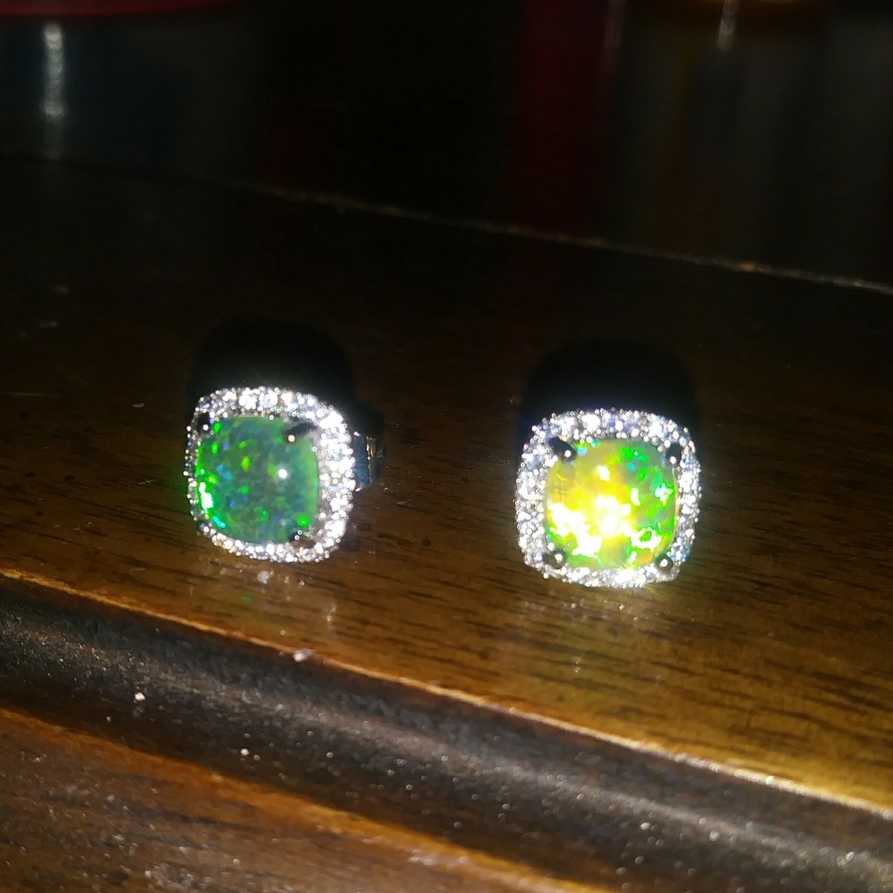 NEW! Gorgeous Green Fire Opal Earrings